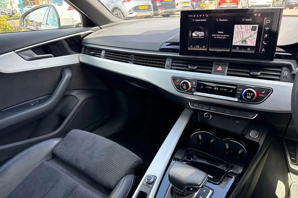 2020-audi-a4-20-35-tdi-s-line-big-18