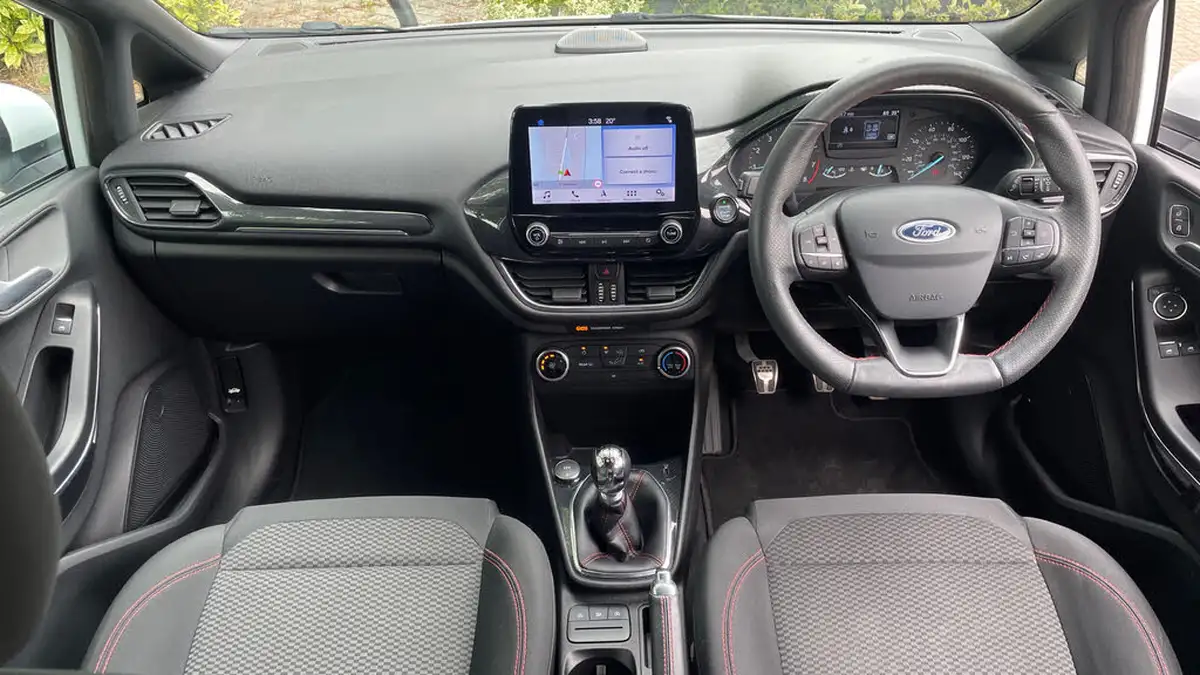 2020-ford-fiesta-10t-st-line-edition-125ps-5d-big-10