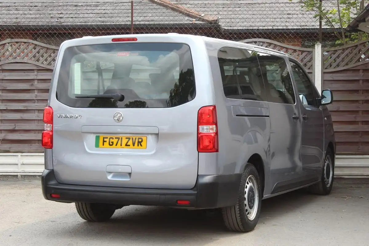 2021-vauxhall-vivaro-life-e-edition-l-big-12