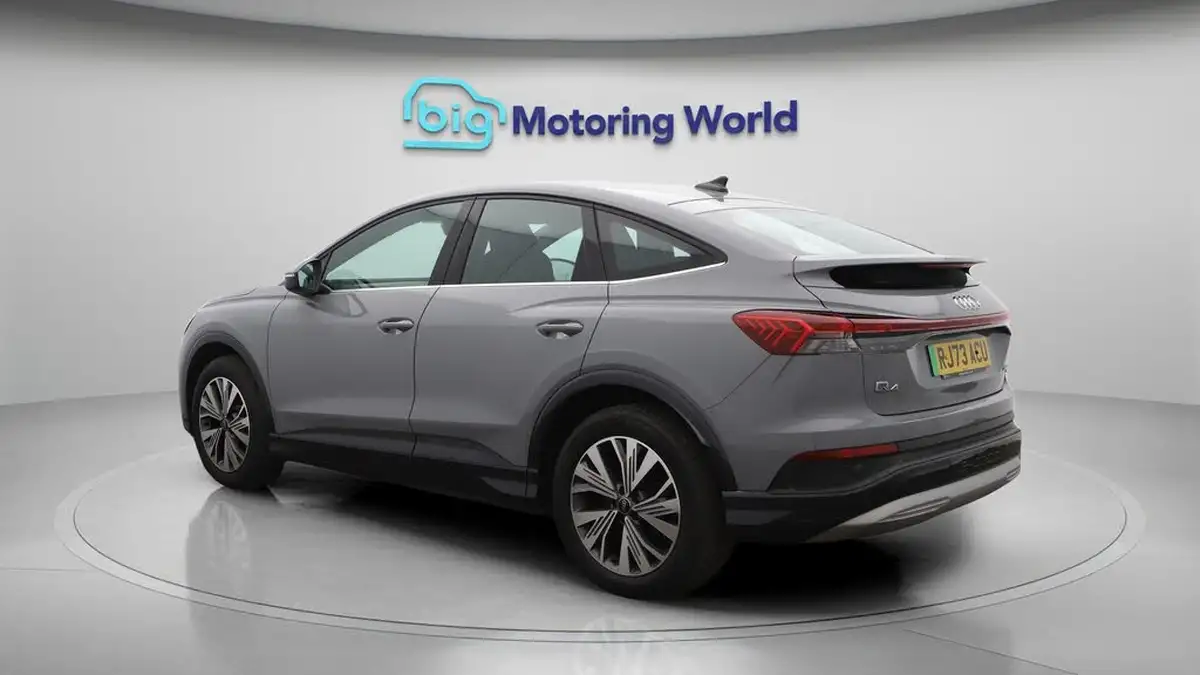 2023-audi-q4-e-tron-50e-sport-station-wagon-big-5