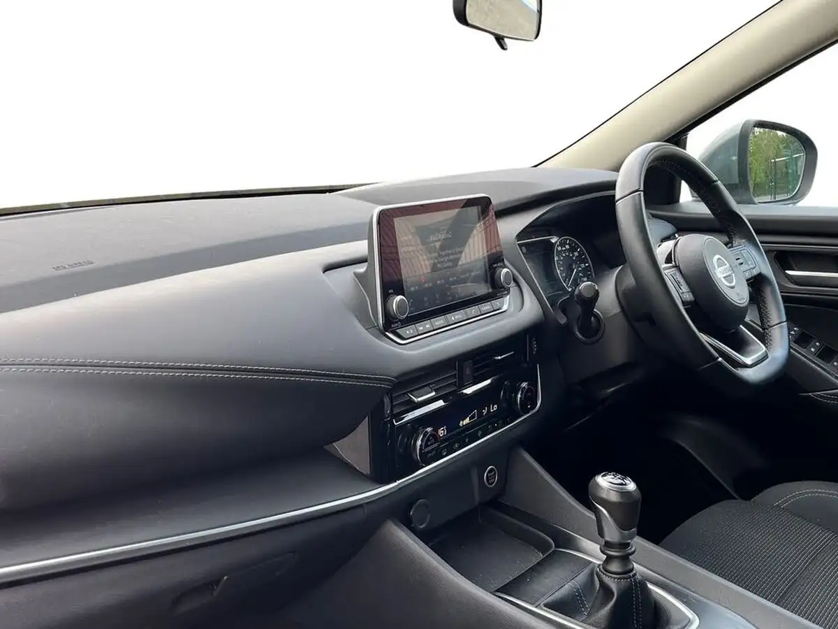 2022-nissan-qashqai-13-dig-t-acenta-premium-140ps-big-7