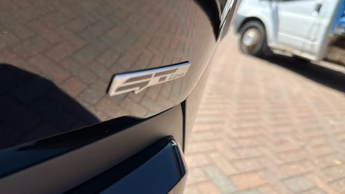 2025-kia-ev3-e-gt-line-s-big-33