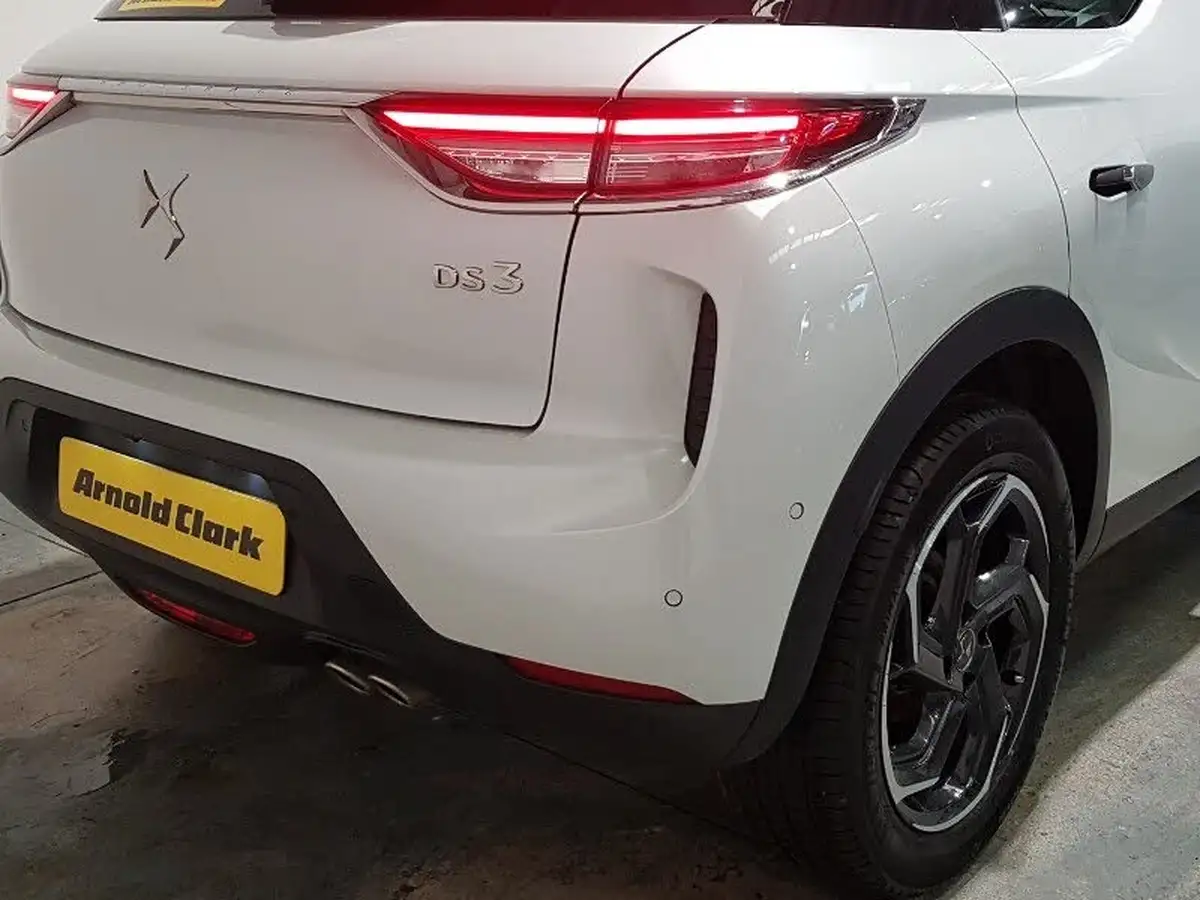 2022-ds-ds-3-crossback-12-puretech-rivoli-130ps-big-18