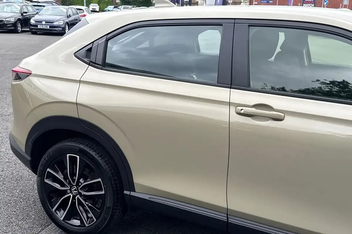 2023-honda-hr-v-15-i-mmd-elegance-big-29