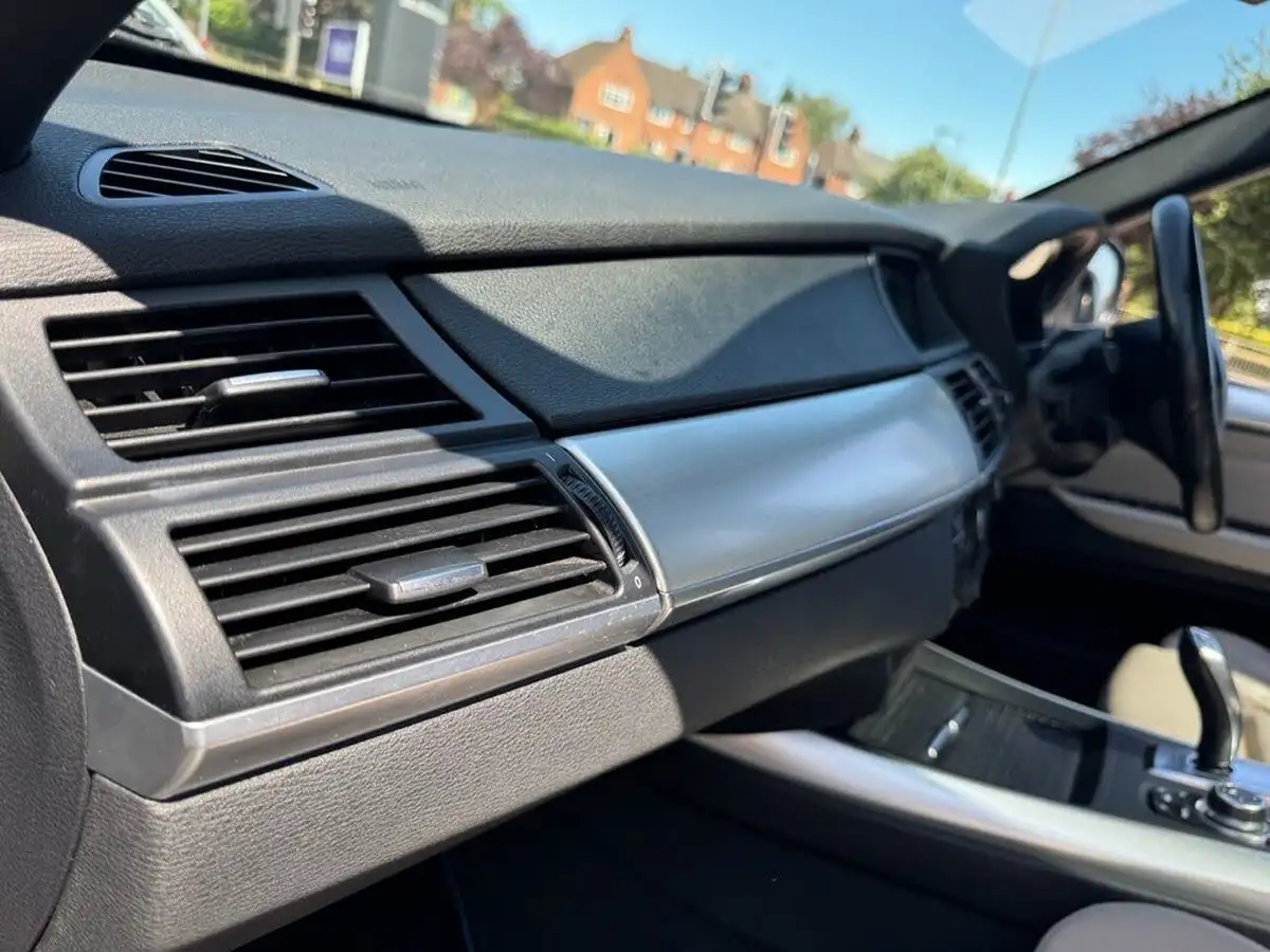 2010-bmw-x5-30td-xdrive40d-m-sport-big-32
