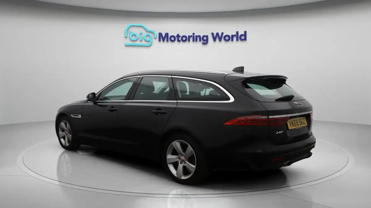 2018-jaguar-xf-20i-portfolio-249ps-sportbrake-5d-1997cc-big-5