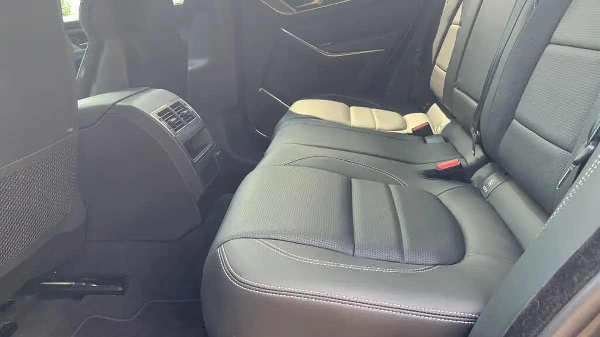 2021-jaguar-f-pace-20-d200-r-dynamic-hse-mhev-big-32