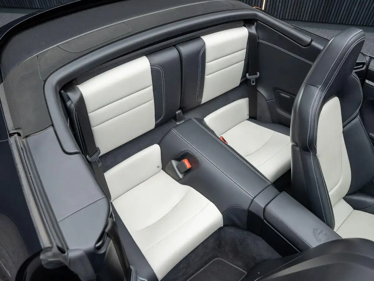 2020-porsche-911-30-carrera-s-coupe-pdk-big-15