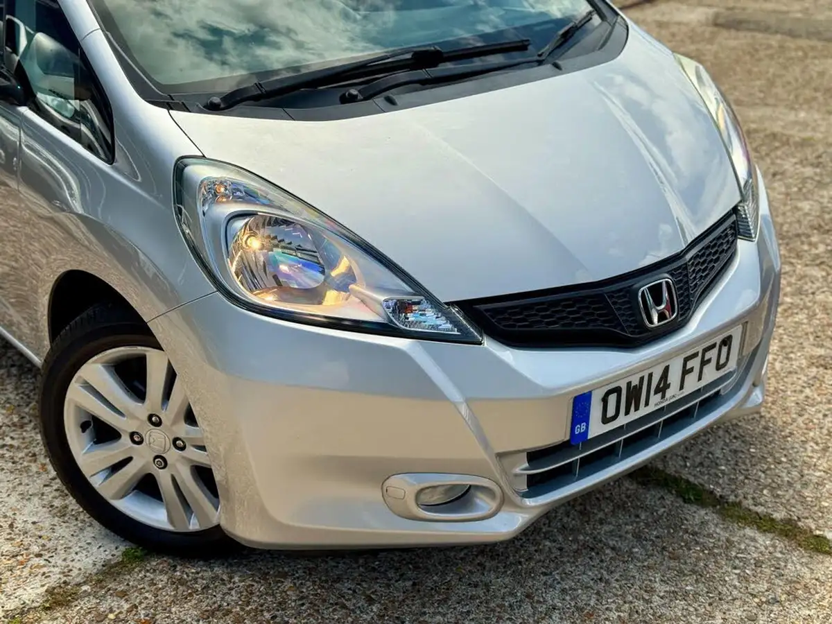2014-honda-jazz-14-ex-big-60