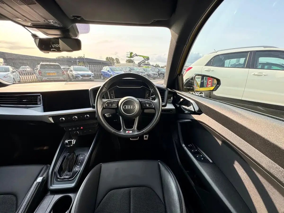 2020-audi-a1-15-35-tfsi-s-line-style-edition-tronic-big-10
