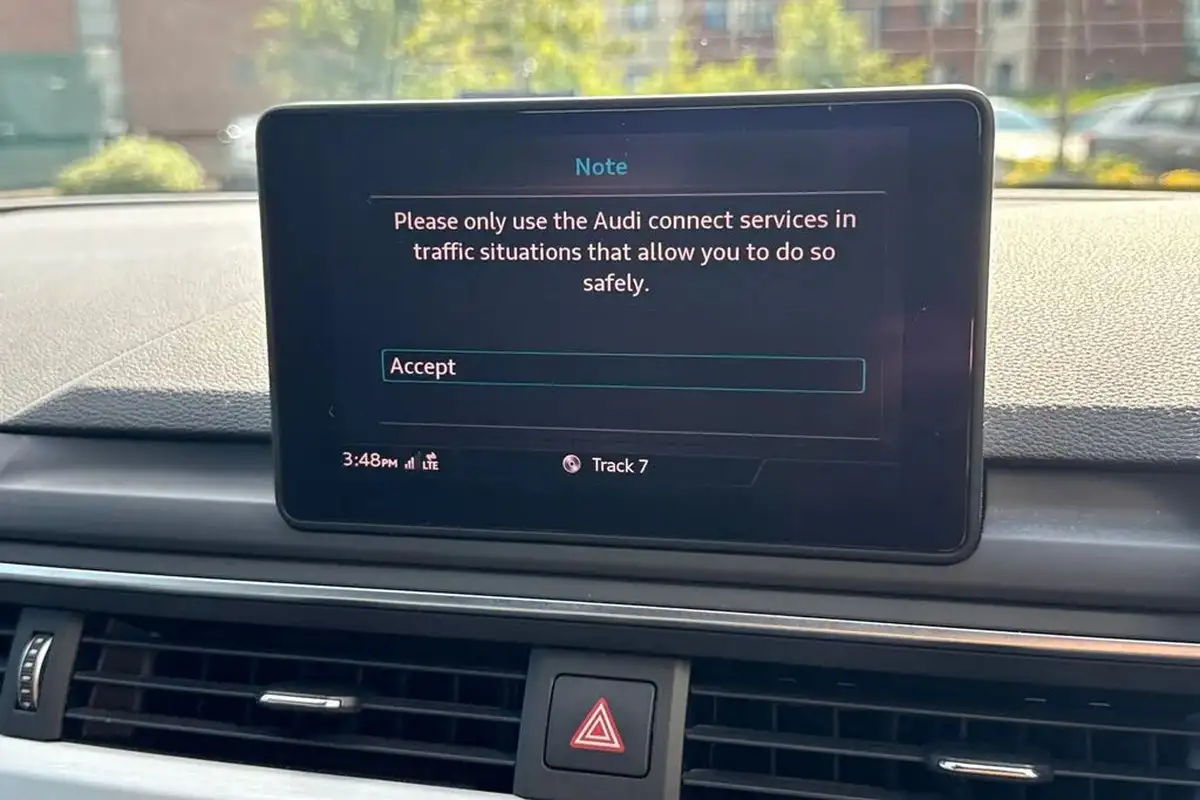 2019-audi-a4-avant-20-35-tfsi-s-line-big-52