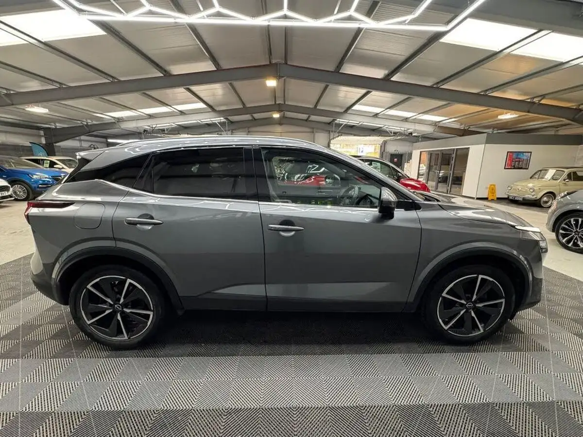 2022-nissan-qashqai-13-dig-t-tekna-158ps-xtronic-big-4