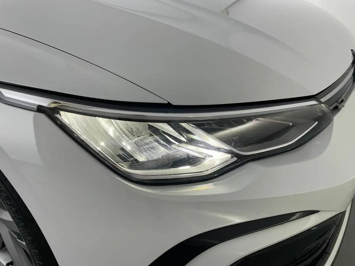 2022-volkswagen-golf-15-tsi-r-line-150ps-hatchback-big-6