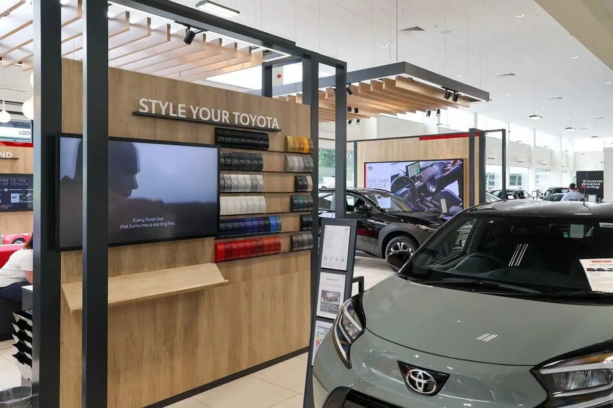 2022-toyota-corolla-20-vvt-i-gr-sport-181bhp-spare-wheel-hatchback-big-50