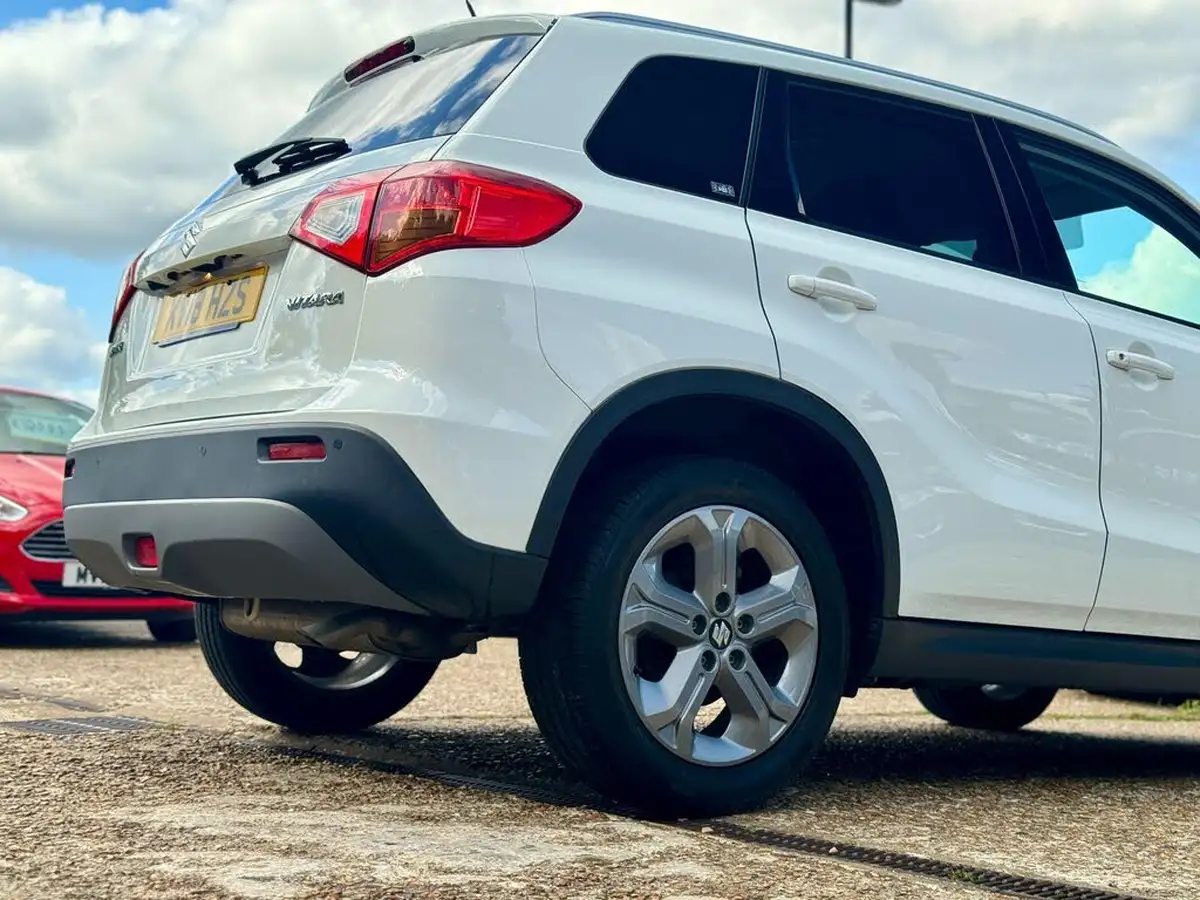 2018-suzuki-vitara-16-sz-t-big-42