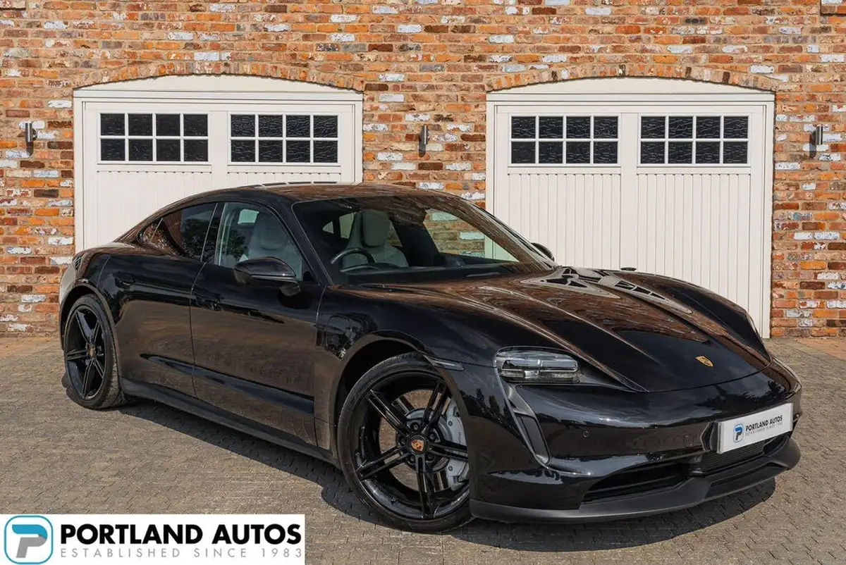 2021-porsche-taycan-e-base-476ps-performance-battery-plus-big-0