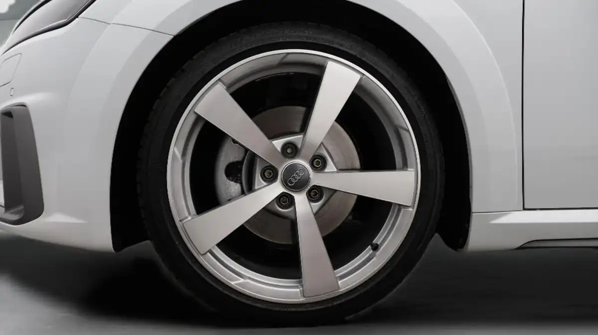 2019-audi-tt-coupe-20-40-tfsi-s-line-big-17