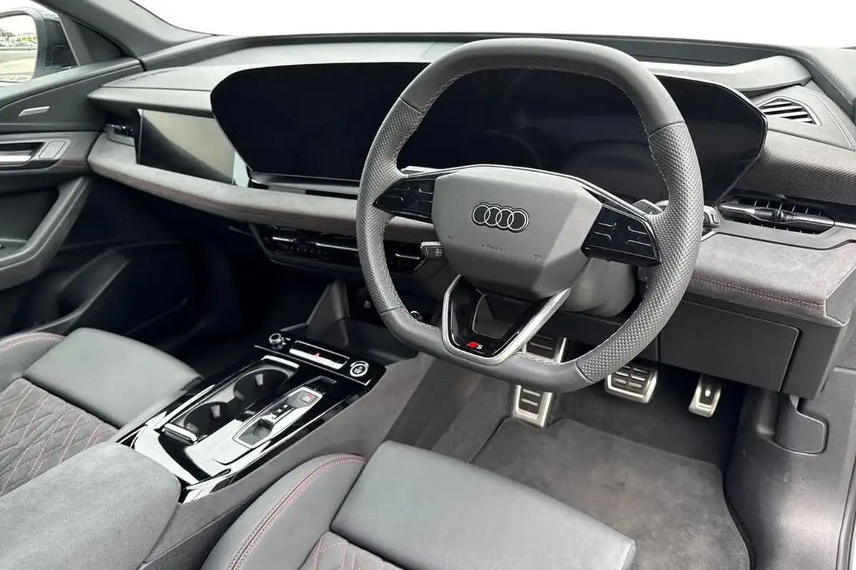 2025-audi-q6-e-tron-e-edition-1-326ps-performance-suv-auto-big-12