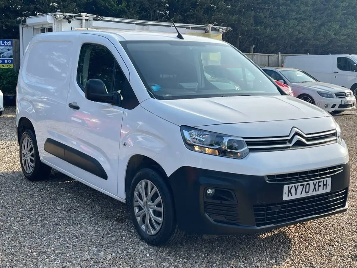 2020-citroen-berlingo-15bluehdi-1000-enterprise-100pseu6dt-e-ss-panel-big-6