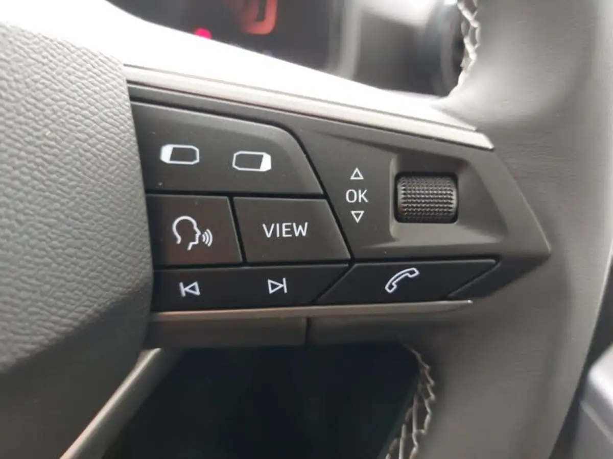 2025-seat-ibiza-10-tsi-xcellence-115ps-big-16
