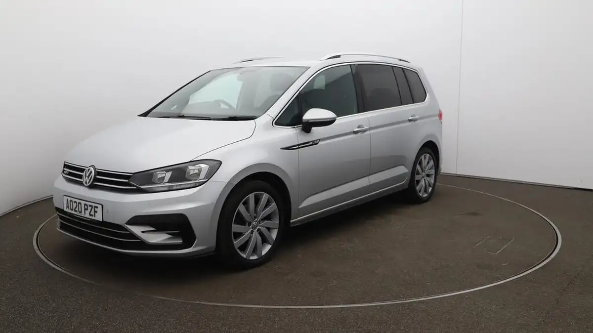 2020-volkswagen-touran-15-tsi-r-line-big-71