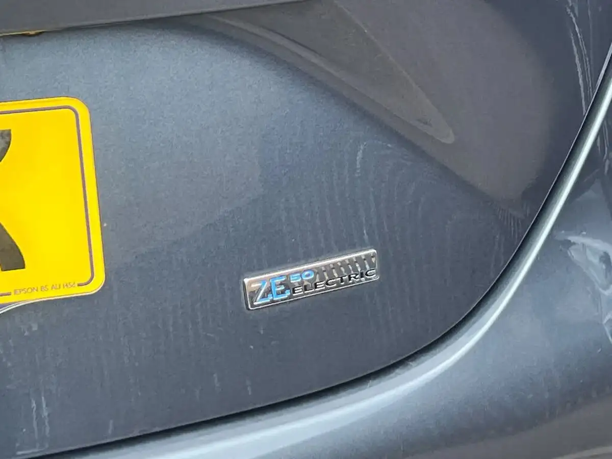 2020-renault-zoe-e-i-gt-line-big-25