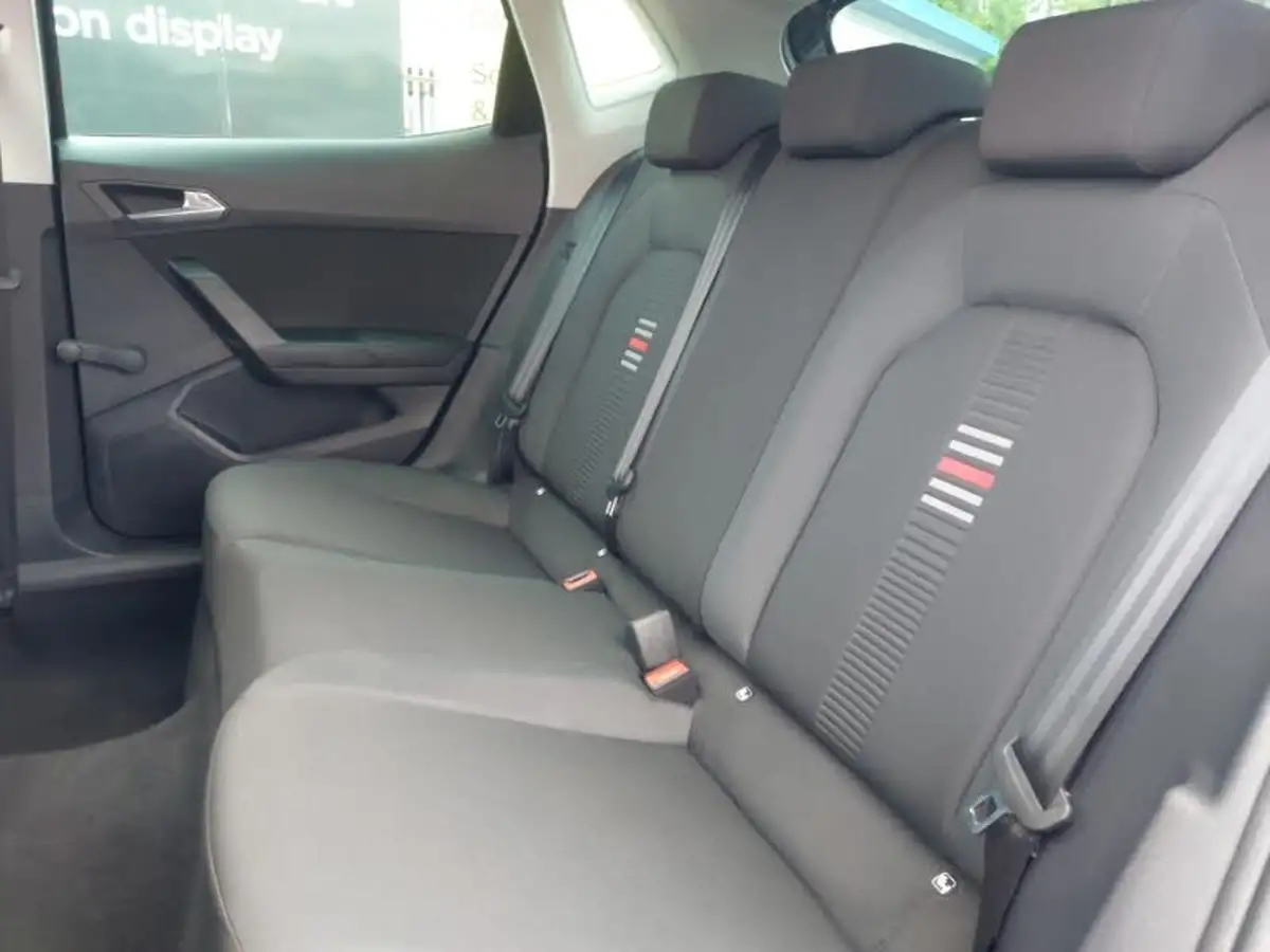 2019-seat-ibiza-10-mpi-fr-big-5
