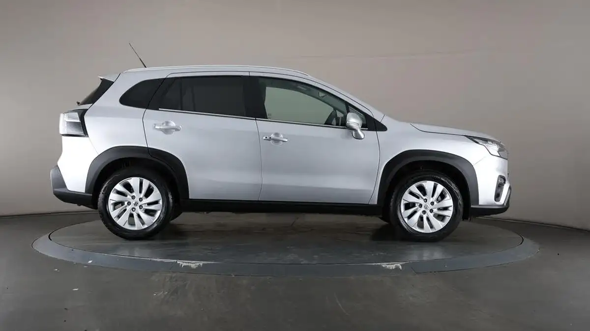 2023-suzuki-s-cross-14-boosterjet-motion-big-58