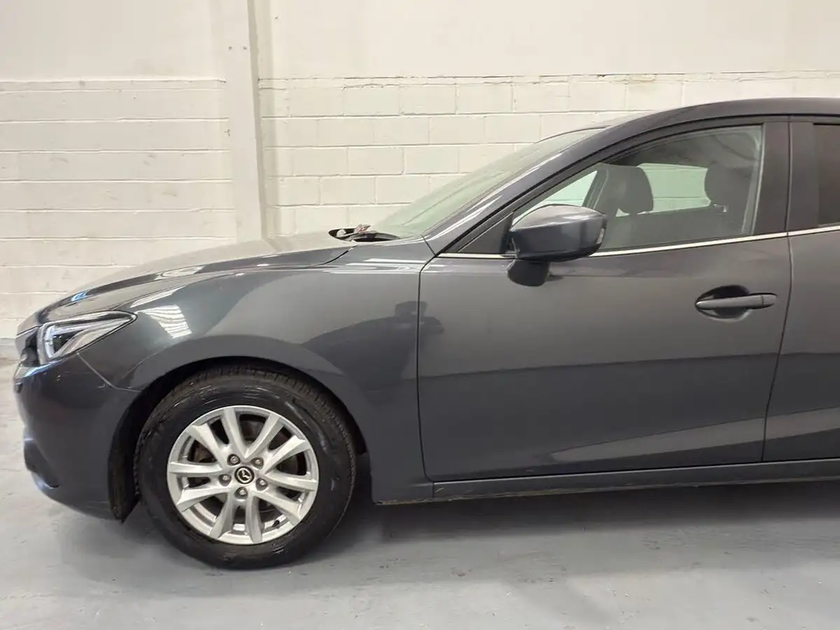2016-mazda-mazda3-20-se-l-hatchback-5d-big-7