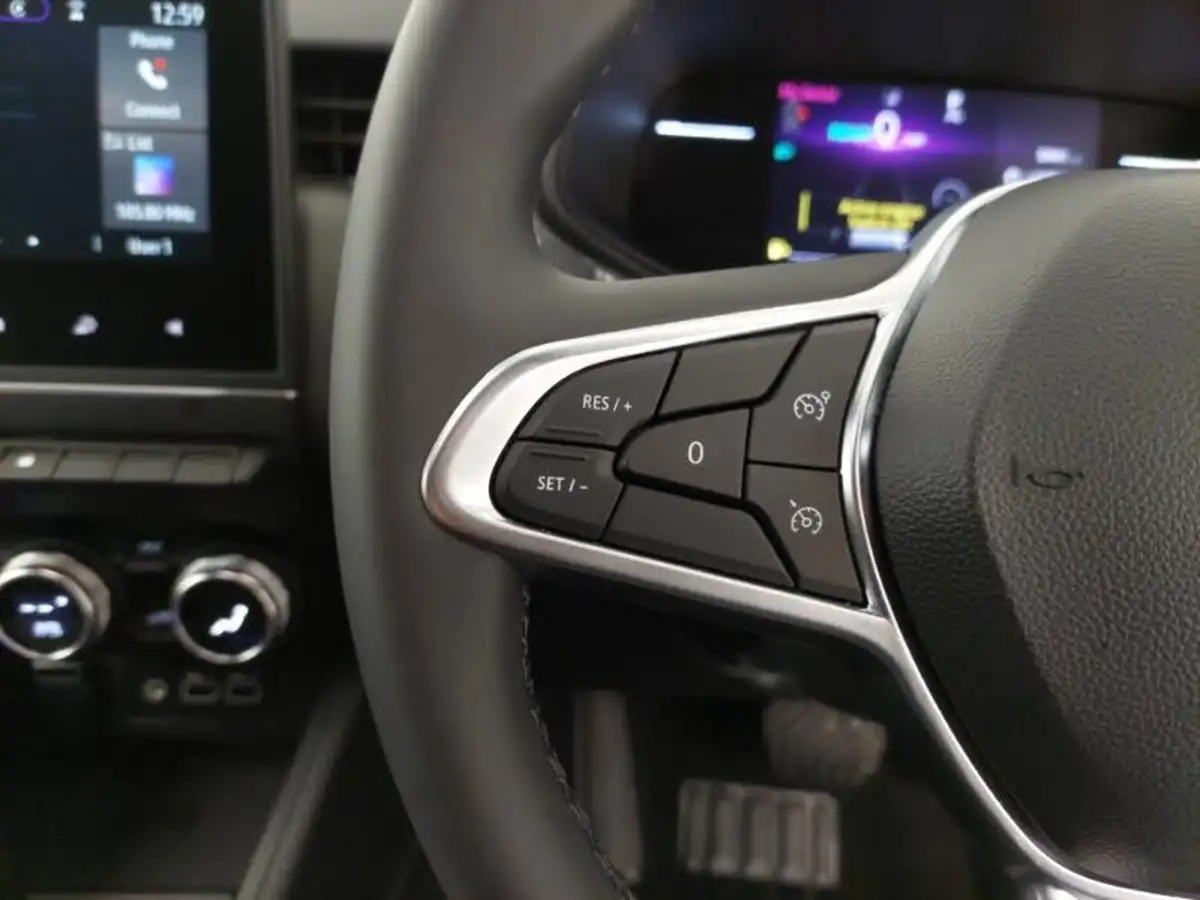 2024-renault-clio-16-techno-big-14