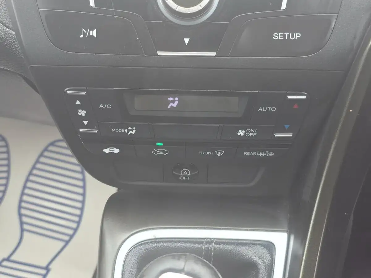 2013-honda-civic-18-ti-142ps-big-40