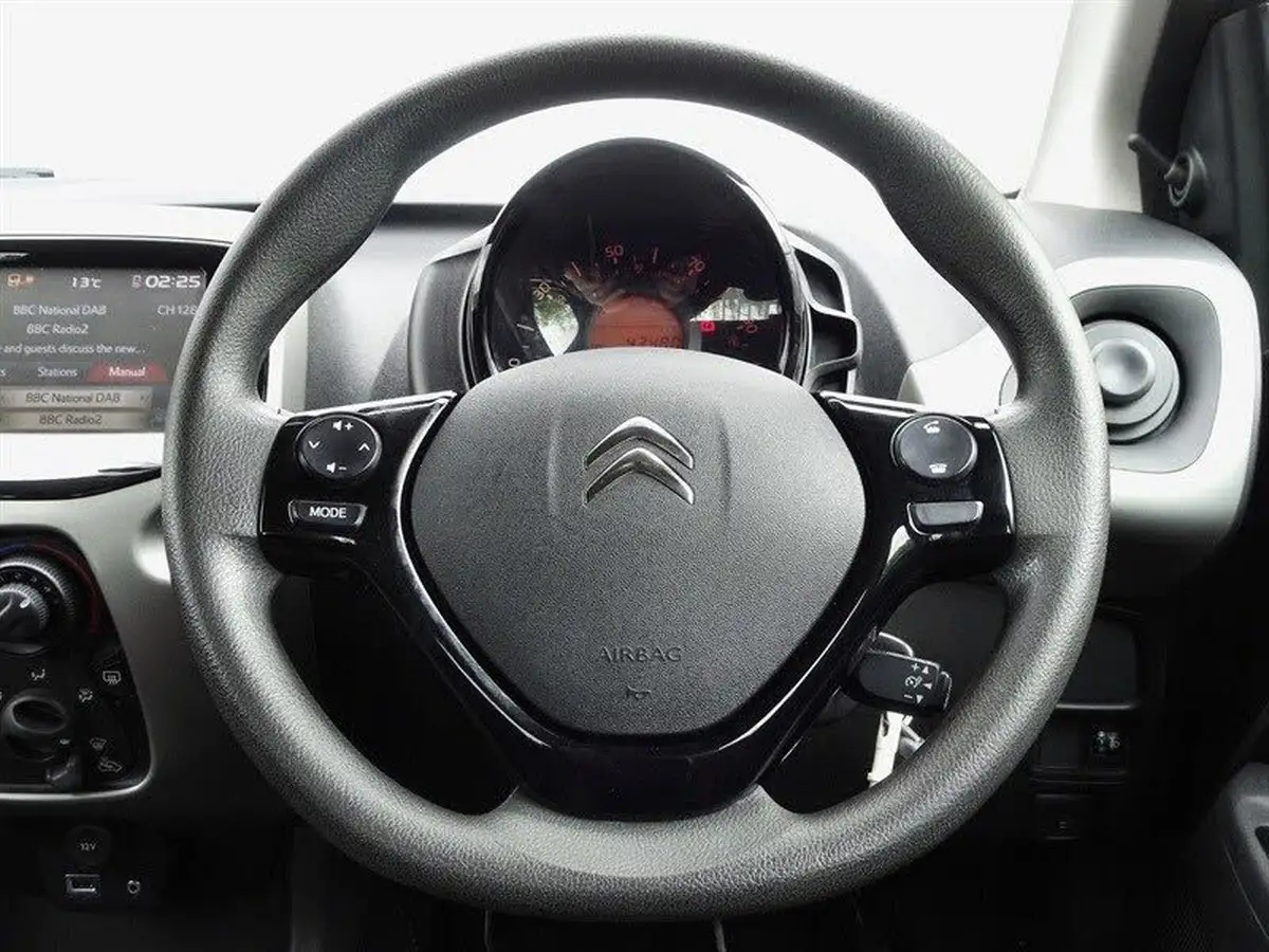 2016-citroen-c1-12-puretech-feel-82ps-5d-big-15