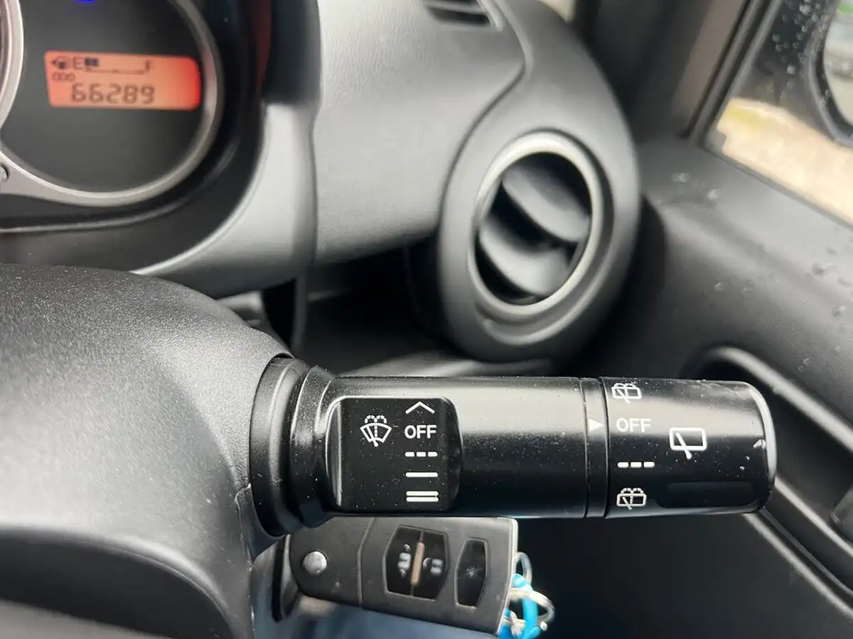 2012-mazda-mazda2-13-ts-air-con-75ps-5d-big-17