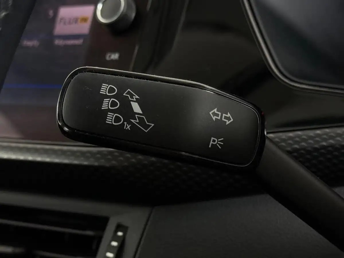 2019-volkswagen-t-cross-10-tsi-se-115ps-dsg-big-23