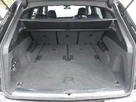 2022-audi-q7-30-55-tfsi-s-line-small-7