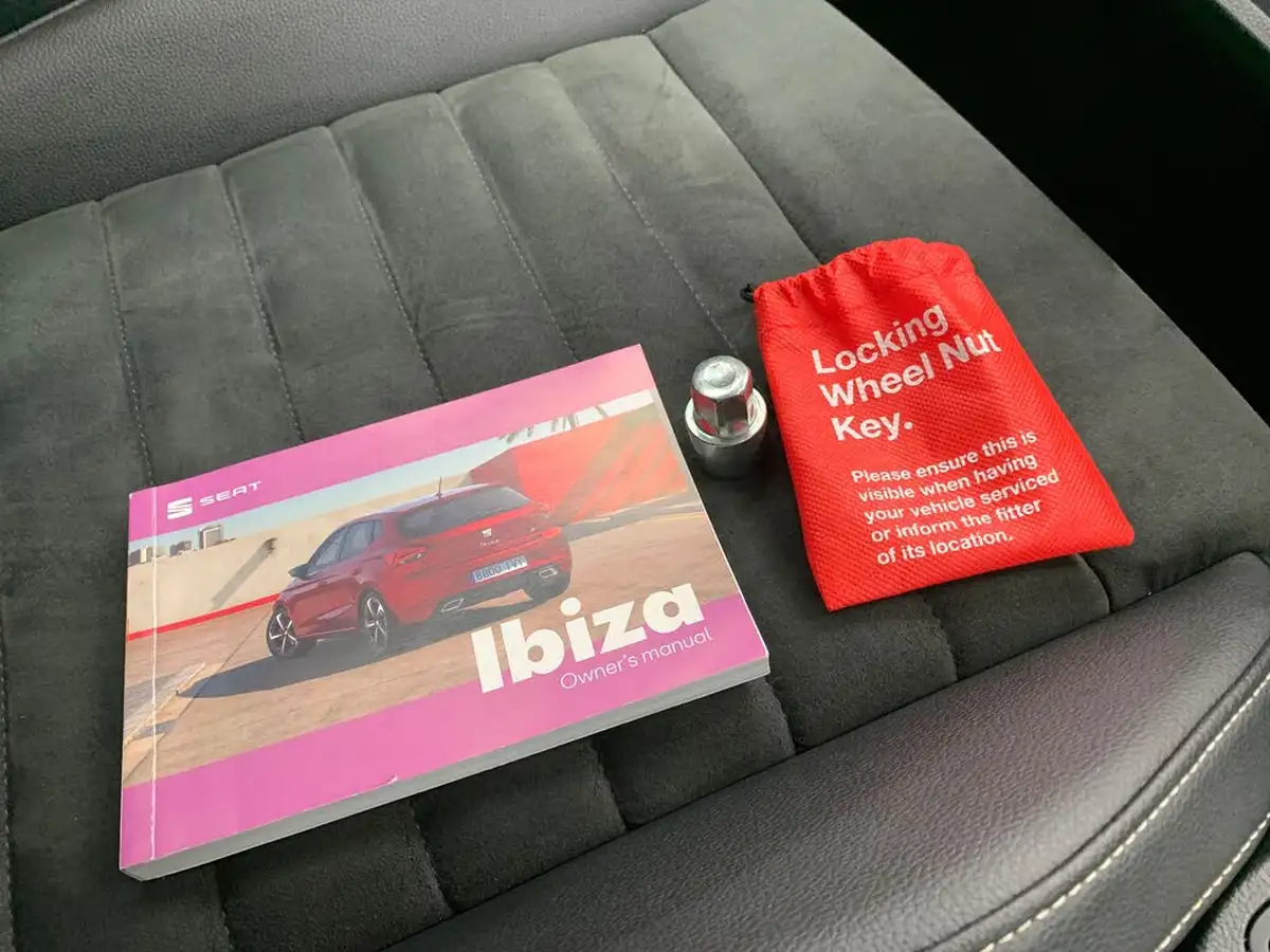 2022-seat-ibiza-10-tsi-xcellence-lux-110ps-big-38
