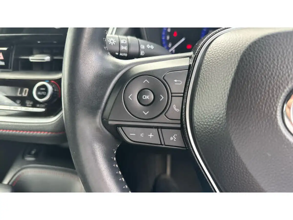 2019-toyota-corolla-18-vvt-i-excel-trk-touring-sports-big-26