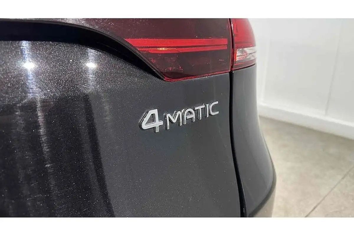 2021-mercedes-benz-eqc-e-eqc-400-amg-line-premium-plus-big-14