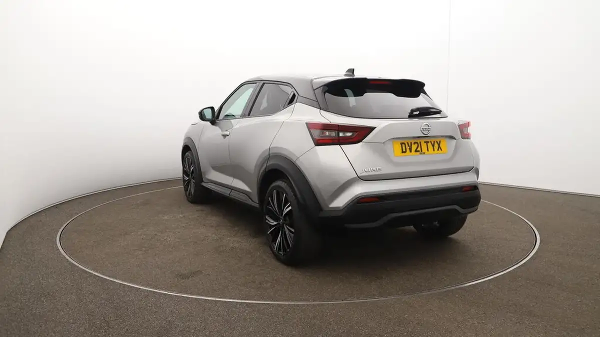 2021-nissan-juke-10-dig-t-tekna-big-60