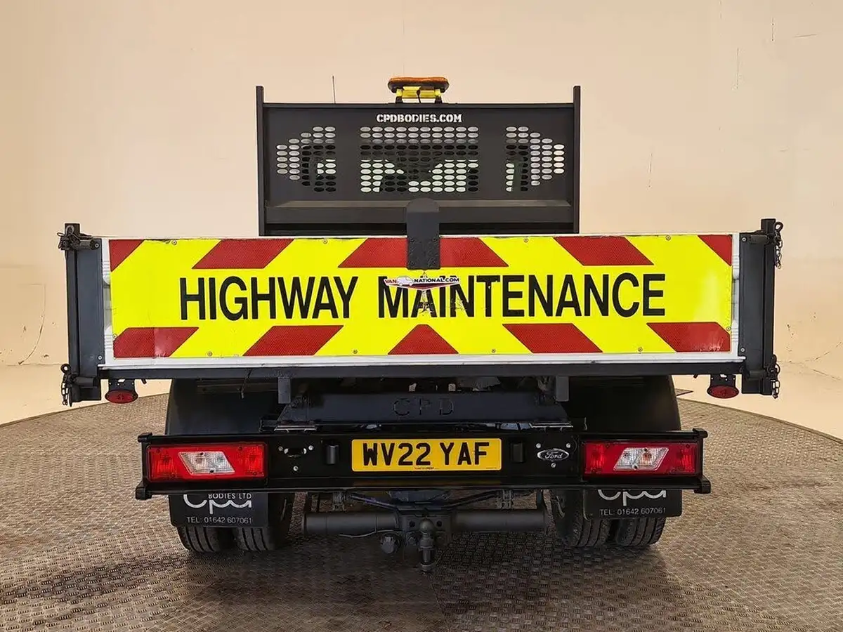 2022-ford-transit-20tdci-350-l2h1-leader-130pseu6dt-rwd-cab-big-19