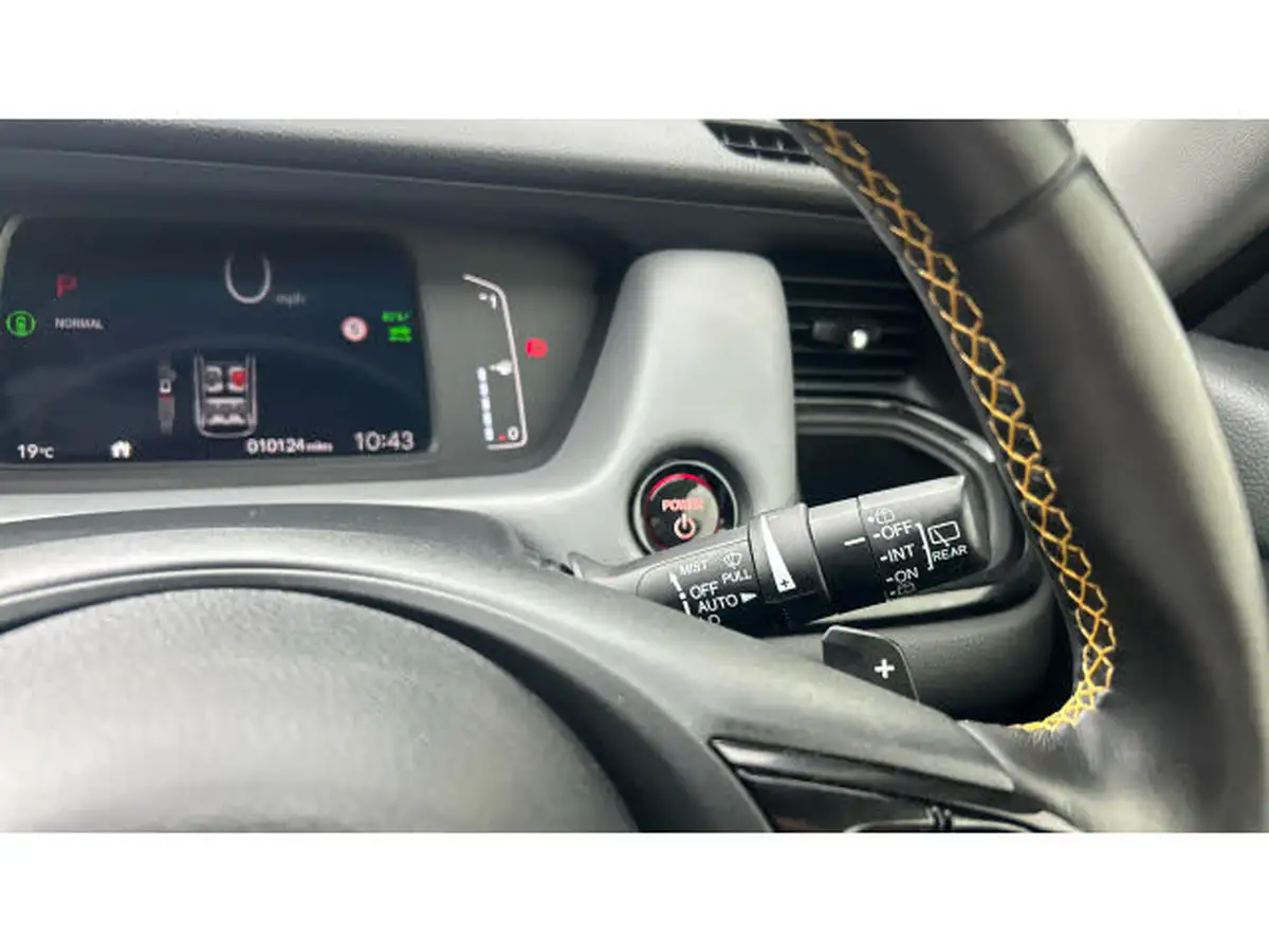 2023-honda-jazz-15-i-mmd-advance-sport-big-20
