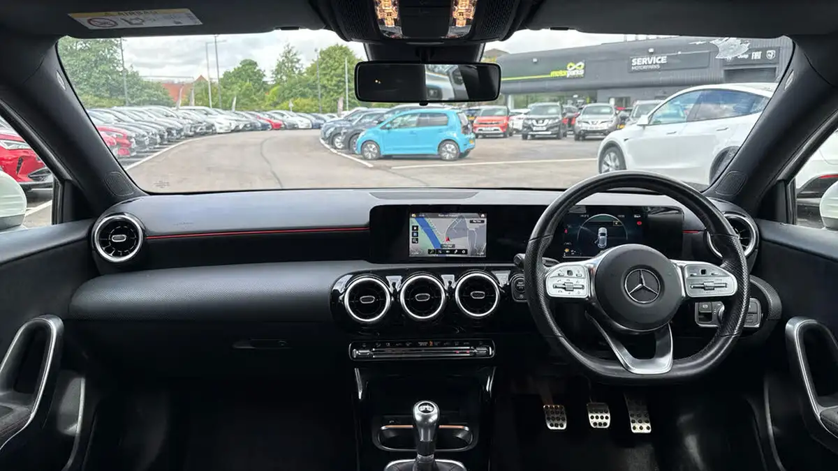 2019-mercedes-benz-a-class-13-a200-amg-line-hatchback-5d-big-10