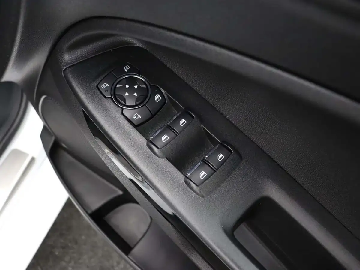 2020-ford-ecosport-10t-st-line-125ps-big-22