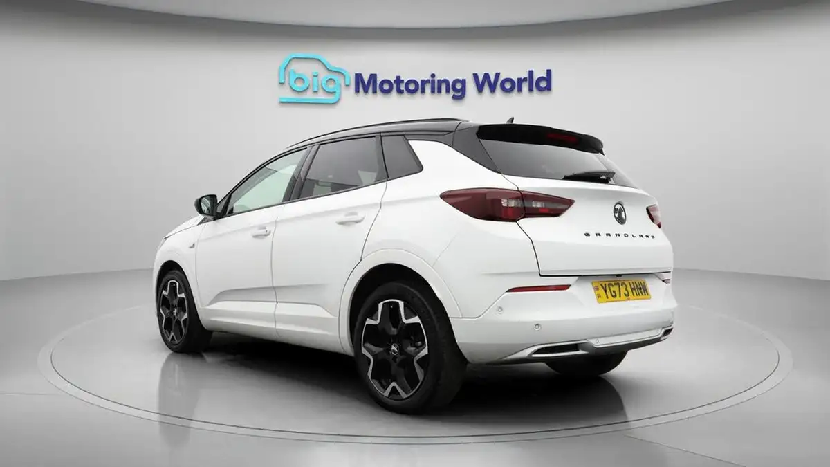 2023-vauxhall-grandland-12-ultimate-130ps-big-5