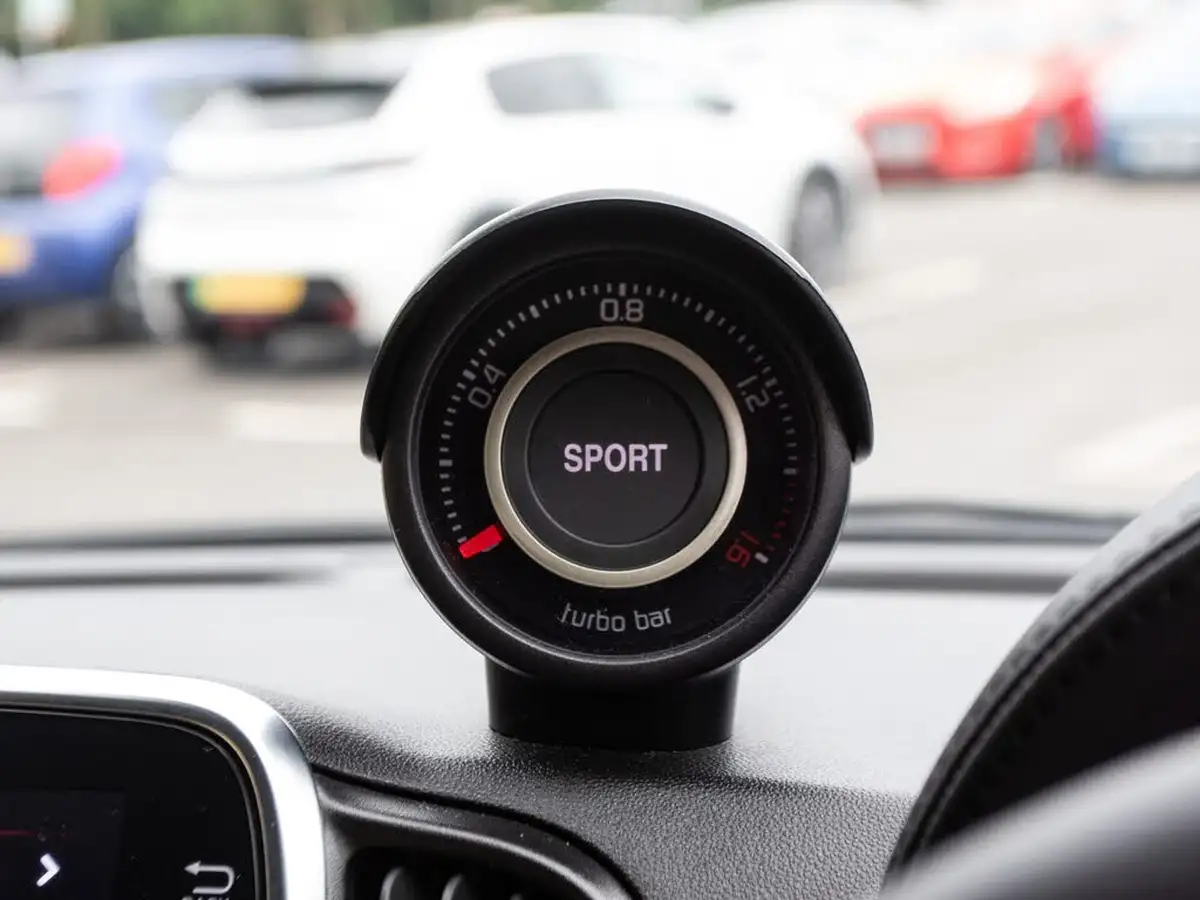2021-abarth-595c-14-tjet-turismo-big-15