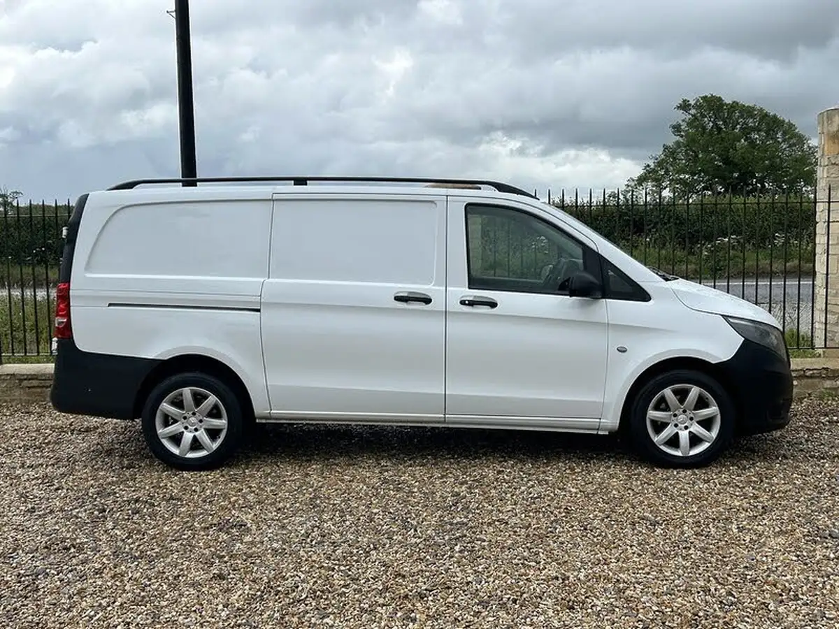 2017-mercedes-benz-vito-16cdi-111cdi-panel-long-big-15