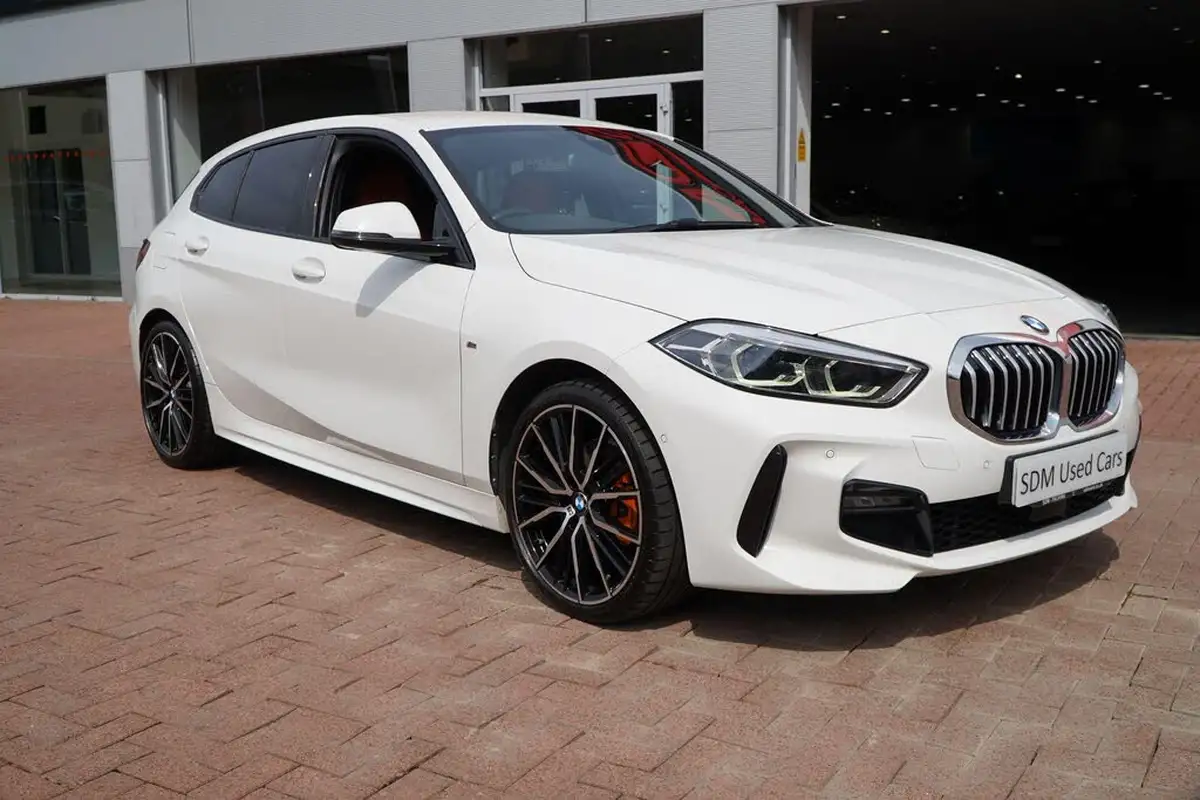 2021-bmw-1-series-15-118i-m-sport-big-5