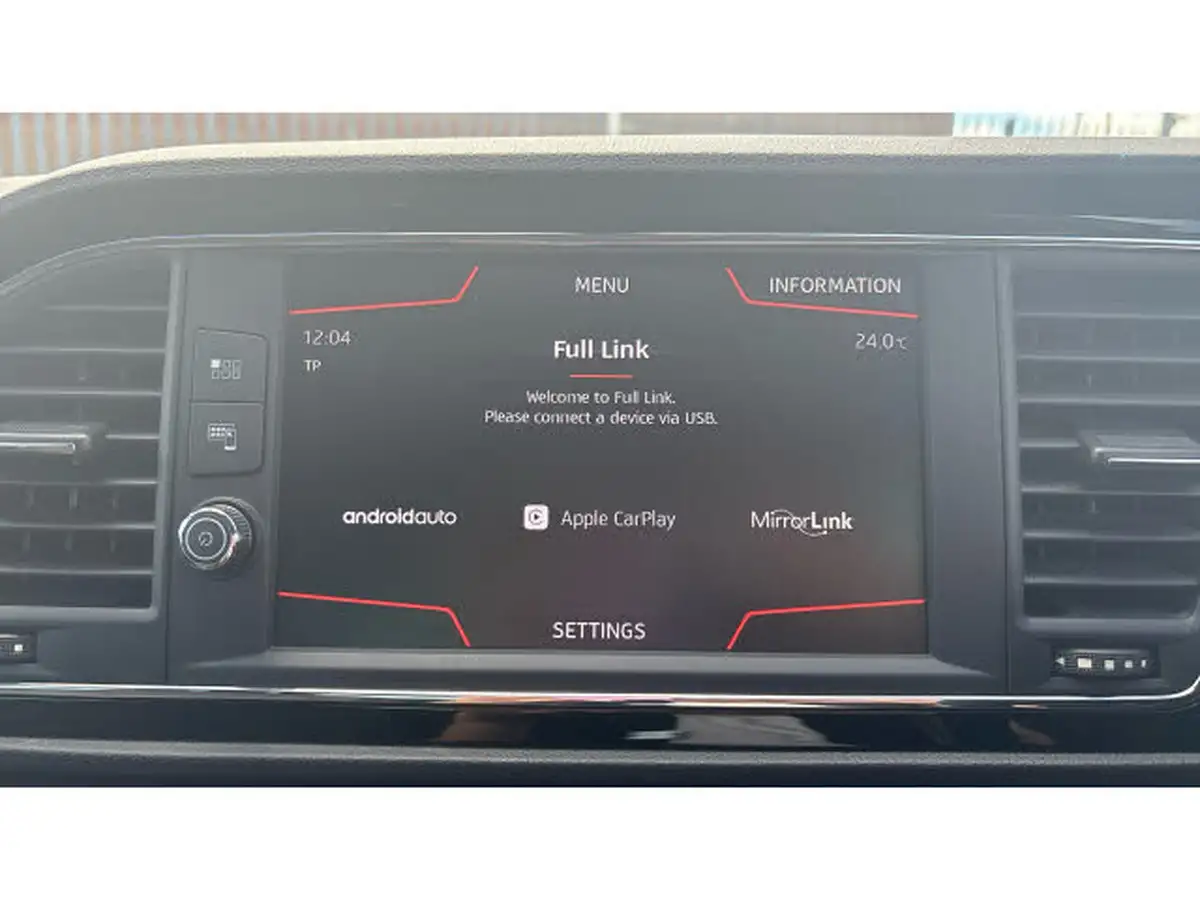 2017-seat-leon-14-tsi-fr-technology-hatchback-5d-big-23