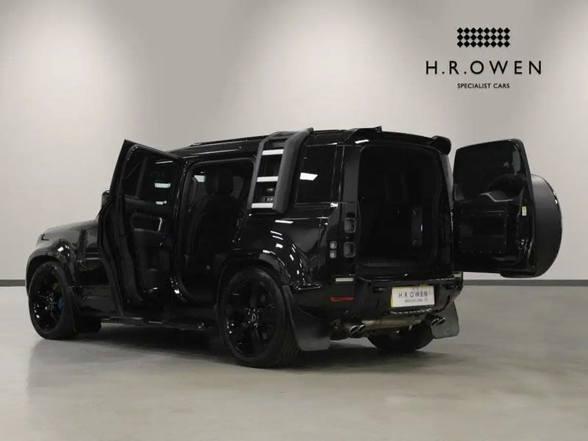 2021-land-rover-110-defender-50-p525-v8-big-11