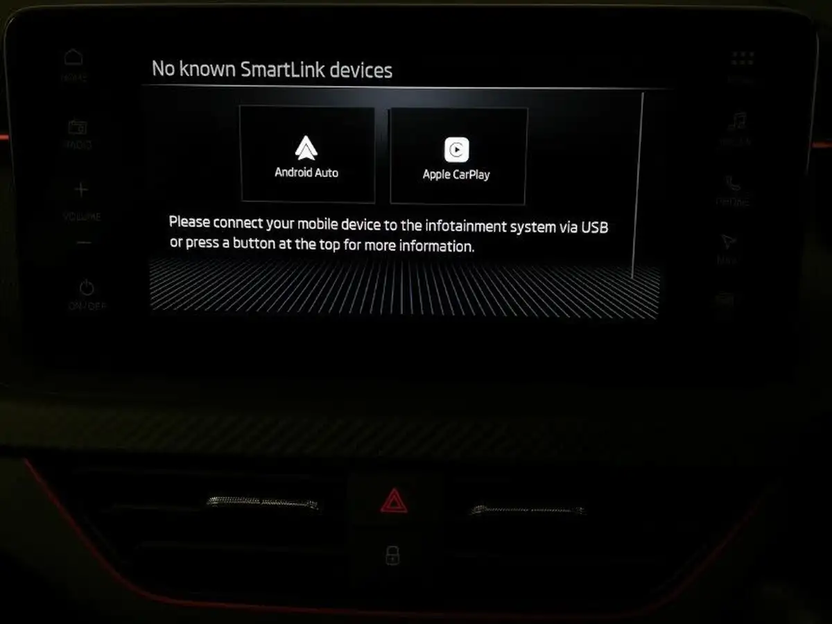 2024-skoda-kamiq-10-tsi-monte-carlo-116ps-big-13